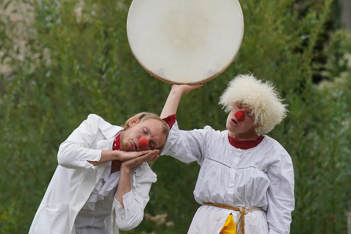 s Märchen der Geschwister Sonne und Mond